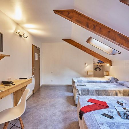 Cit'Hotel Le National Cluses Bagian luar foto